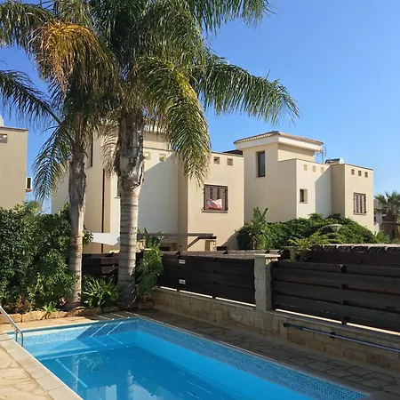 Summer Breeze Holiday home Paralimni